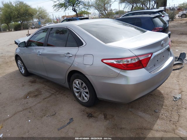 Toyota Camry Le
