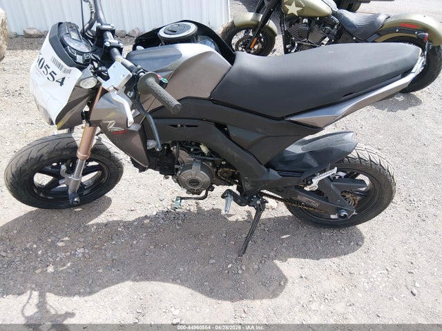 Kawasaki Br125 J