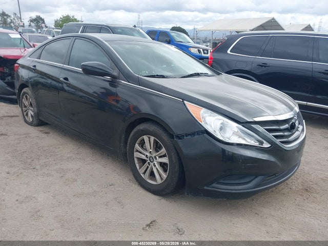 Salvage Hyundai SONATA Image