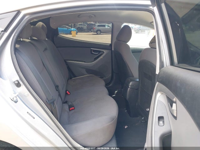 Hyundai ELANTRA Se