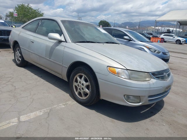 Salvage Toyota Camry Image