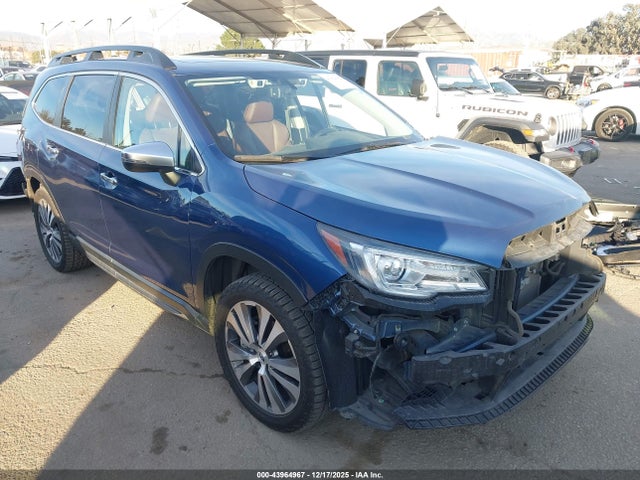 Salvage Subaru Ascent Image