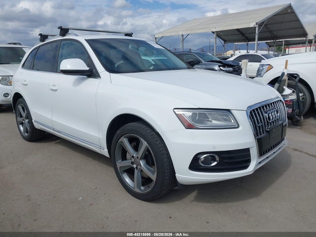 Salvage Audi Q5 Image