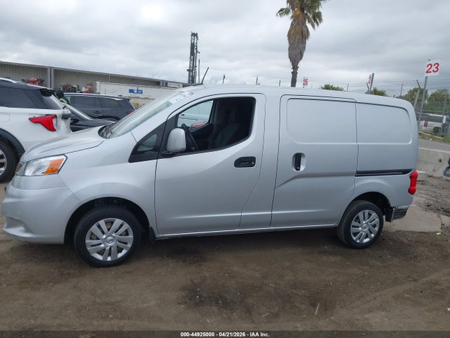 Nissan Nv Sv Xtronic Cvt