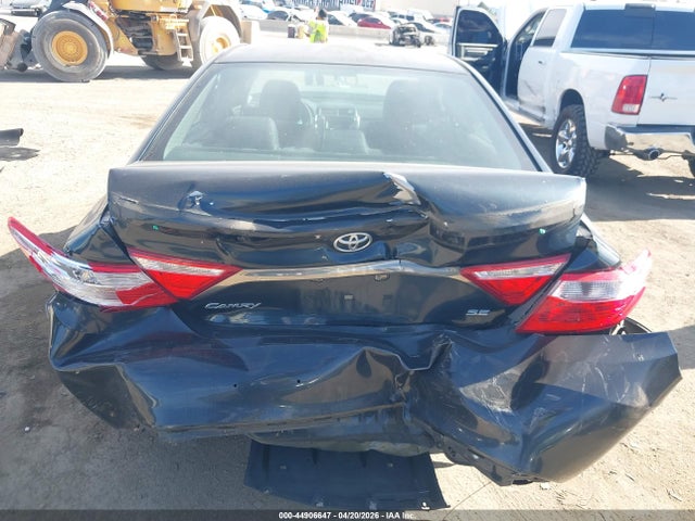 Toyota Camry Se