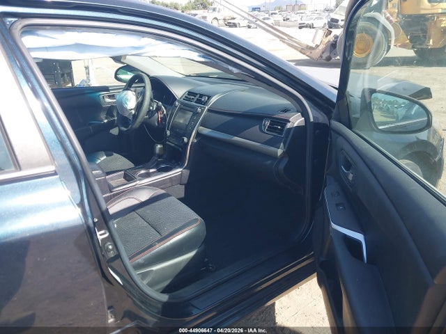 Toyota Camry Se