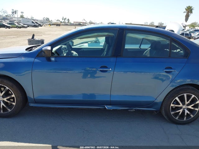 Volkswagen Jetta 1.4t Se