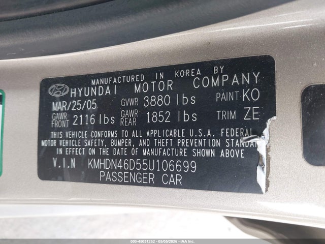 Hyundai ELANTRA