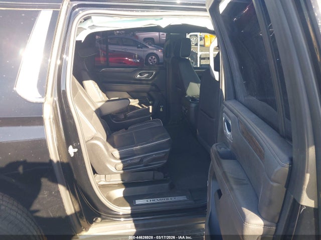 Chevrolet Suburban 2wd Premier