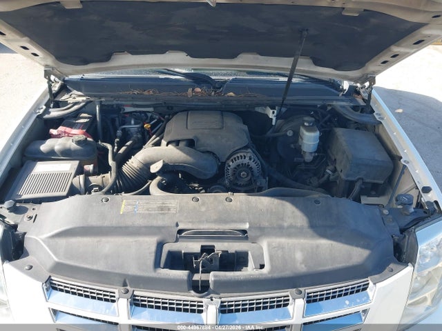 Cadillac Escalade Standard