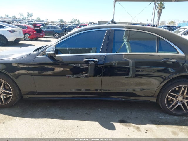 Mercedes-Benz S-Class 4matic
