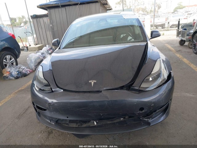 Tesla Model 3 Long Range Dual Motor All-wheel Drive