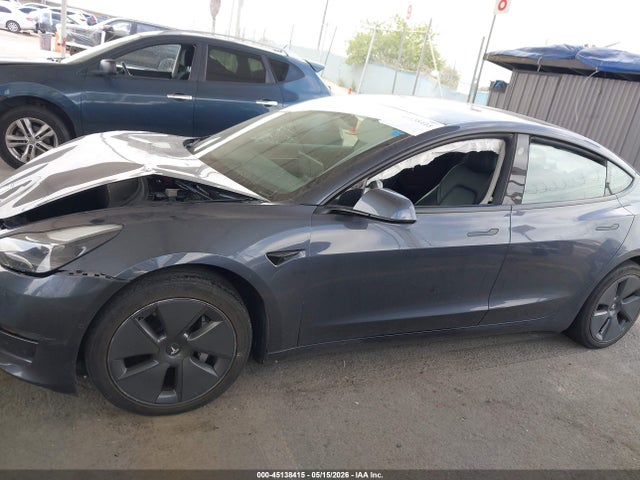 Tesla Model 3 Long Range Dual Motor All-wheel Drive