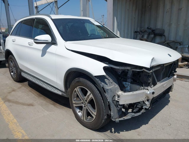 Salvage Mercedes-Benz GLC Image