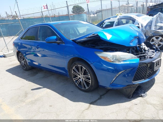 Salvage Toyota Camry Image