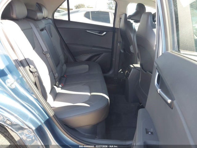 Kia Niro Ex