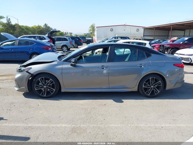 Toyota Camry Xse