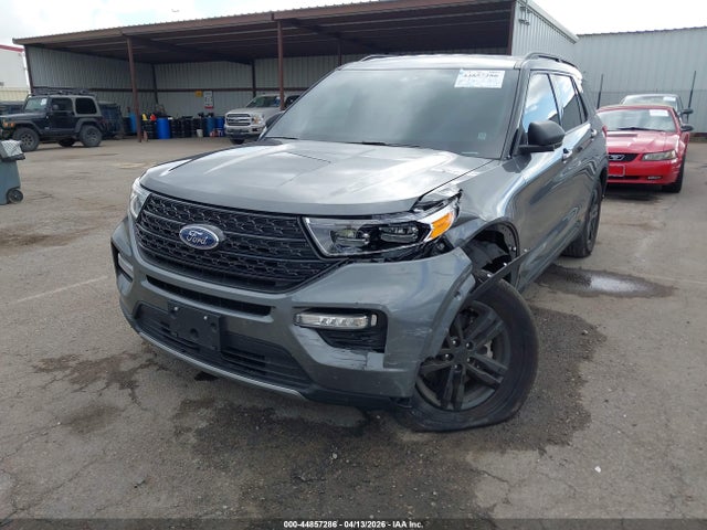 Ford Explorer Xlt