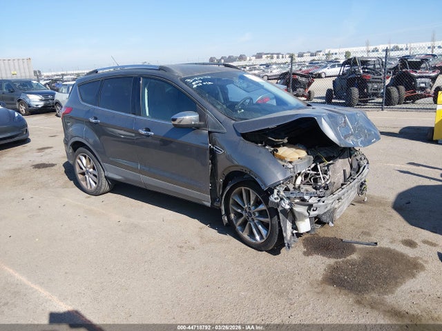 Salvage Ford Escape Image