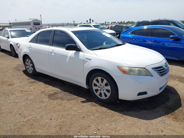 Salvage Toyota Camry Image