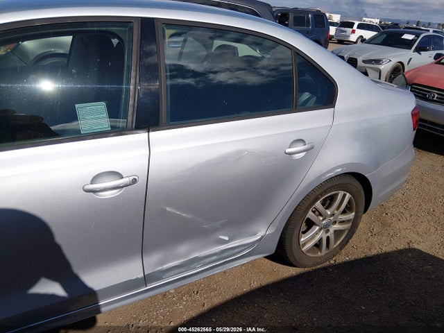 Volkswagen Jetta 2.0l S