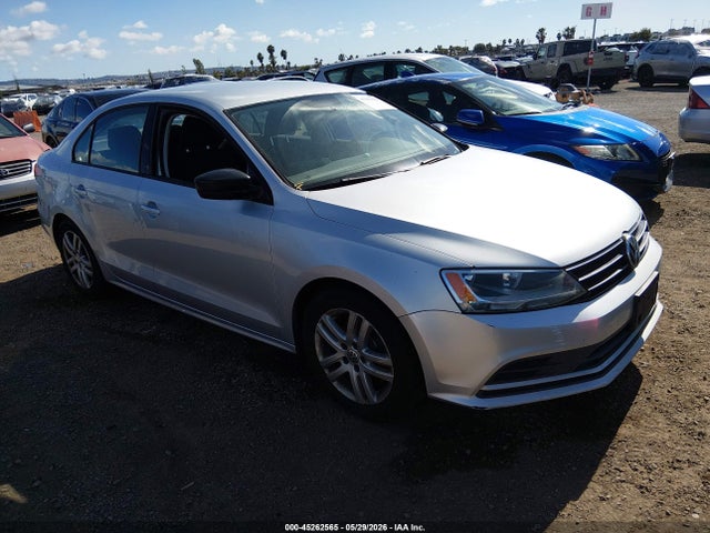 Salvage Volkswagen Jetta Image