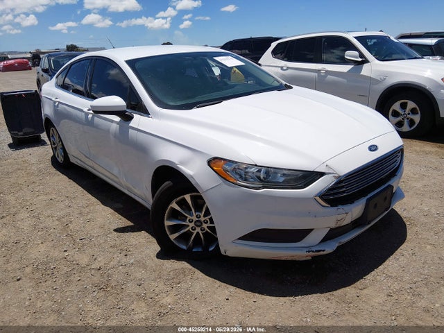 Salvage Ford Fusion Image
