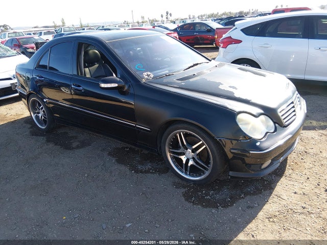Salvage Mercedes-Benz C-Class Image
