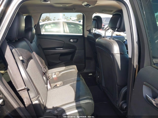Dodge Journey Crossroad