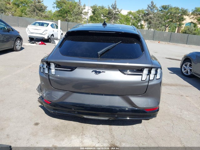 Ford Mustang Premium