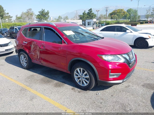 Salvage Nissan Rogue Image