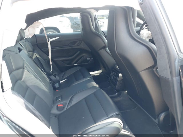 Porsche Taycan Sport Turismo Gts