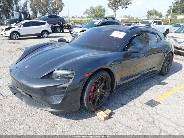 Porsche Taycan Sport Turismo Gts