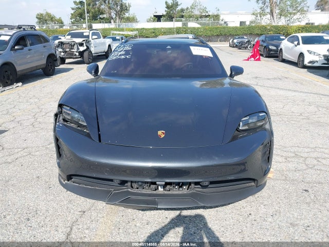 Porsche Taycan Sport Turismo Gts