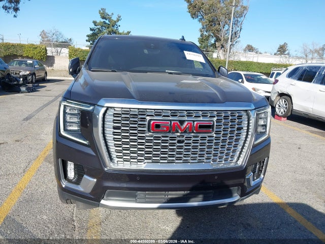 GMC Yukon 4wd Denali