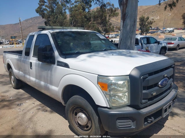 Salvage Ford F-250 Image