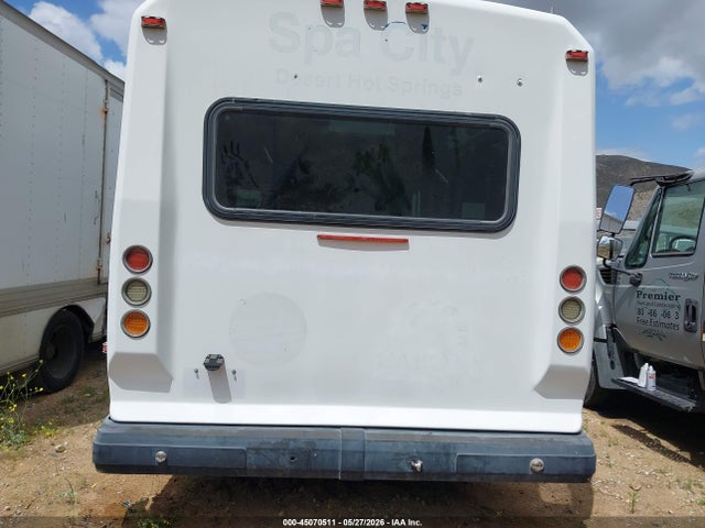 Ford E-450