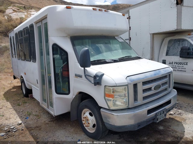 Salvage Ford E-450 Image