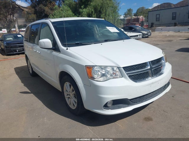 Salvage Dodge Grand Caravan Image