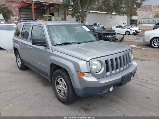 Salvage Jeep Patriot Image