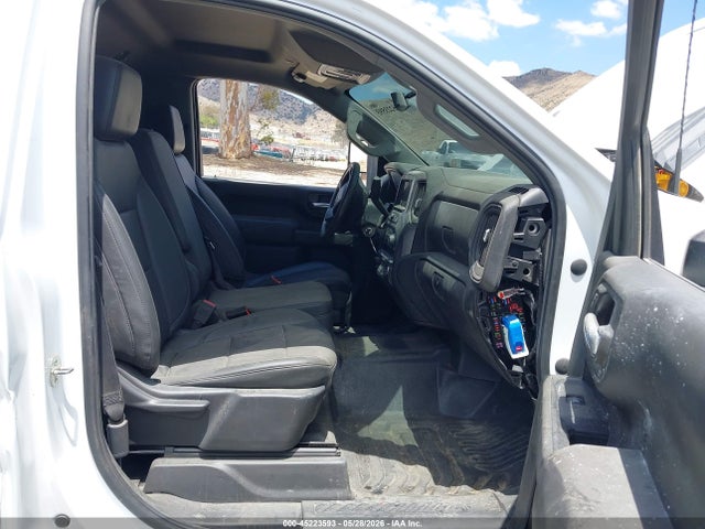 Chevrolet Silverado 2500 4wd  Long Bed Wt