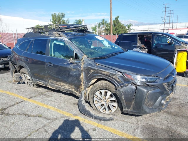 Salvage Subaru Outback Image