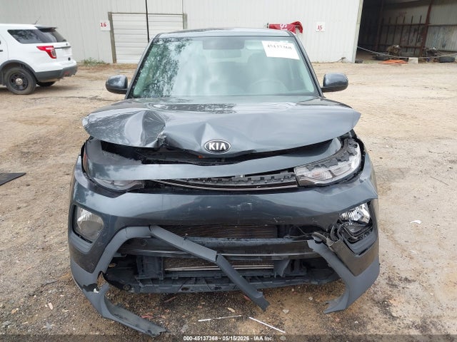 Kia Soul Lx