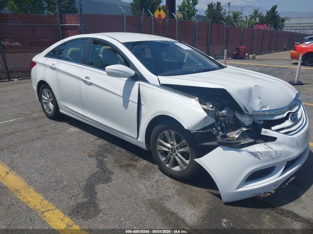 Salvage Hyundai SONATA Image