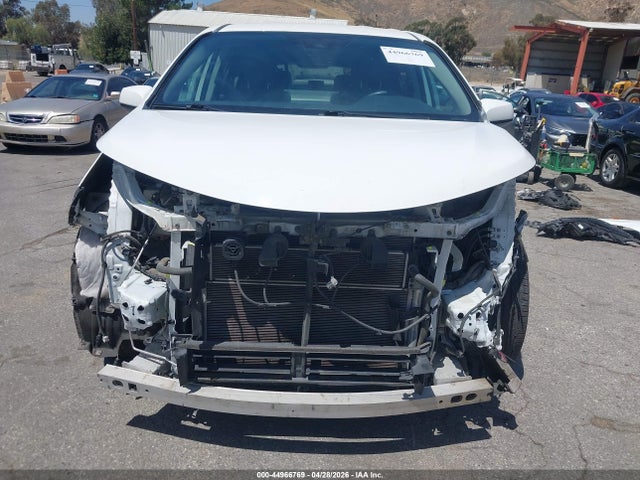 Toyota Sienna Le
