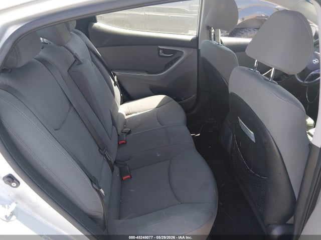 Hyundai ELANTRA Se