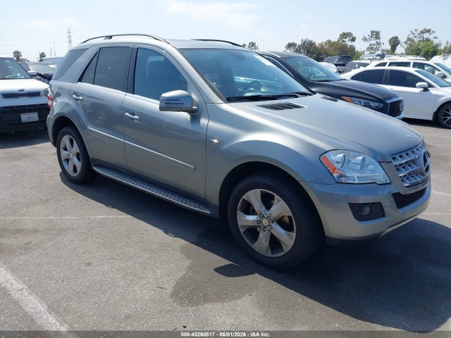 Salvage Mercedes-Benz M-Class Image