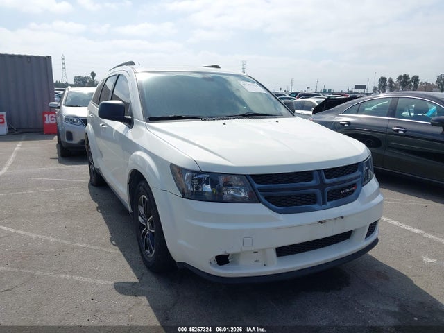 Salvage Dodge Journey Image