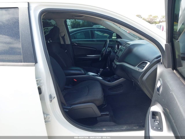 Dodge Journey Se