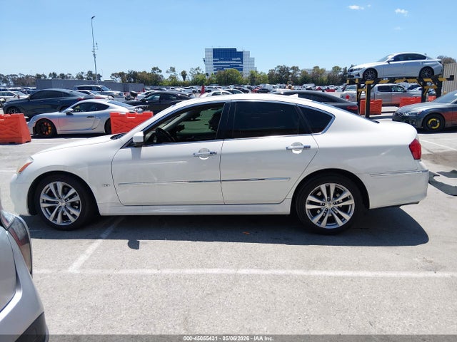 INFINITI M35